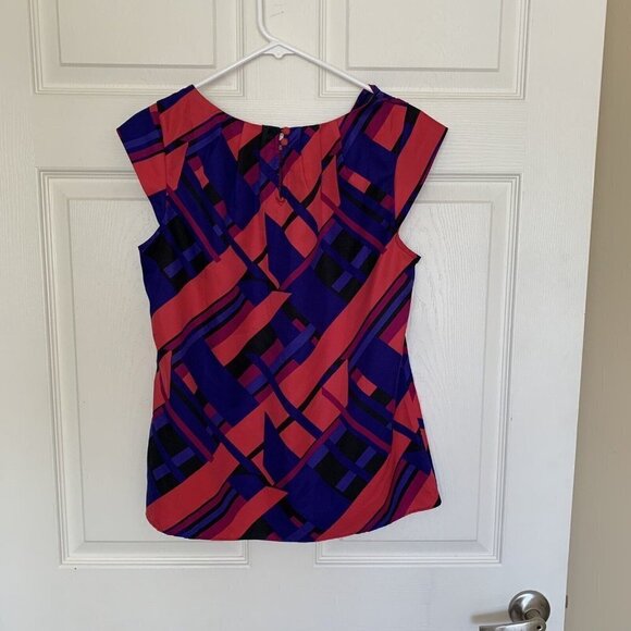 Banana Republic Women’s Medium Multi Color Geometric Sleeveless Blouse Top - Picture 5 of 9